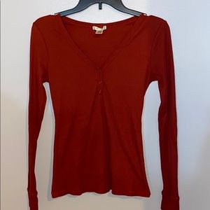 Dark fall red waffle knit long sleeve shirt